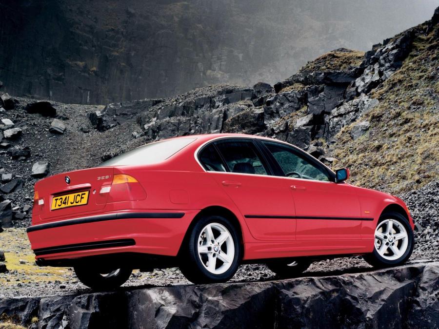  BMW 328i Sedan 1998 года  (UK) (фото 2 из 2)